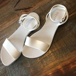 Old Navy Flexible Sandal Sz. 7